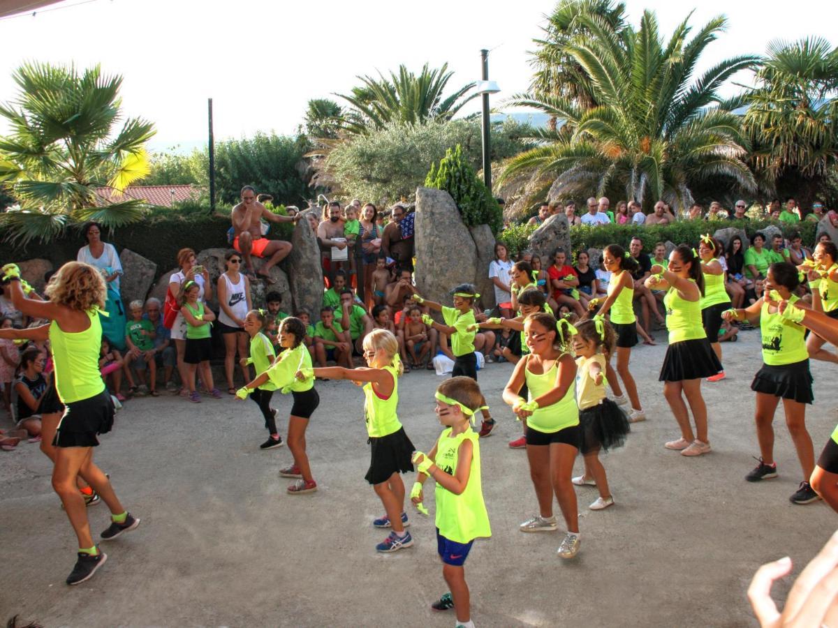 Complejo Turístico Las Cañadas Casas de Campo- Actividades Gratuitas Todos los Fines de Semana Banos De Montemayor Exterior foto