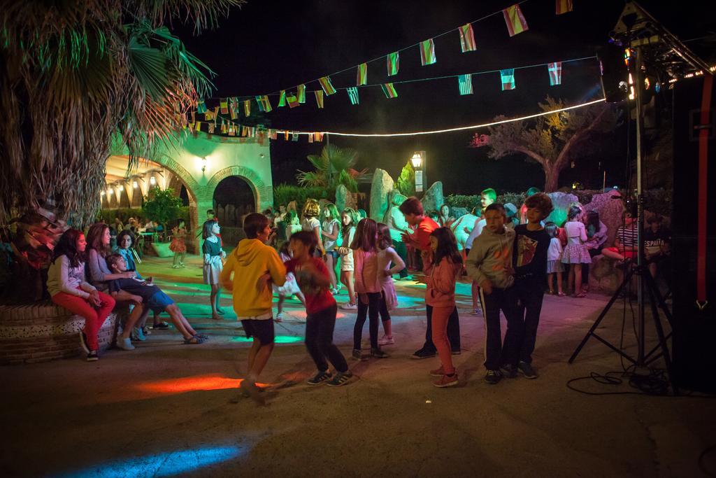 Complejo Turístico Las Cañadas Casas de Campo- Actividades Gratuitas Todos los Fines de Semana Banos De Montemayor Exterior foto